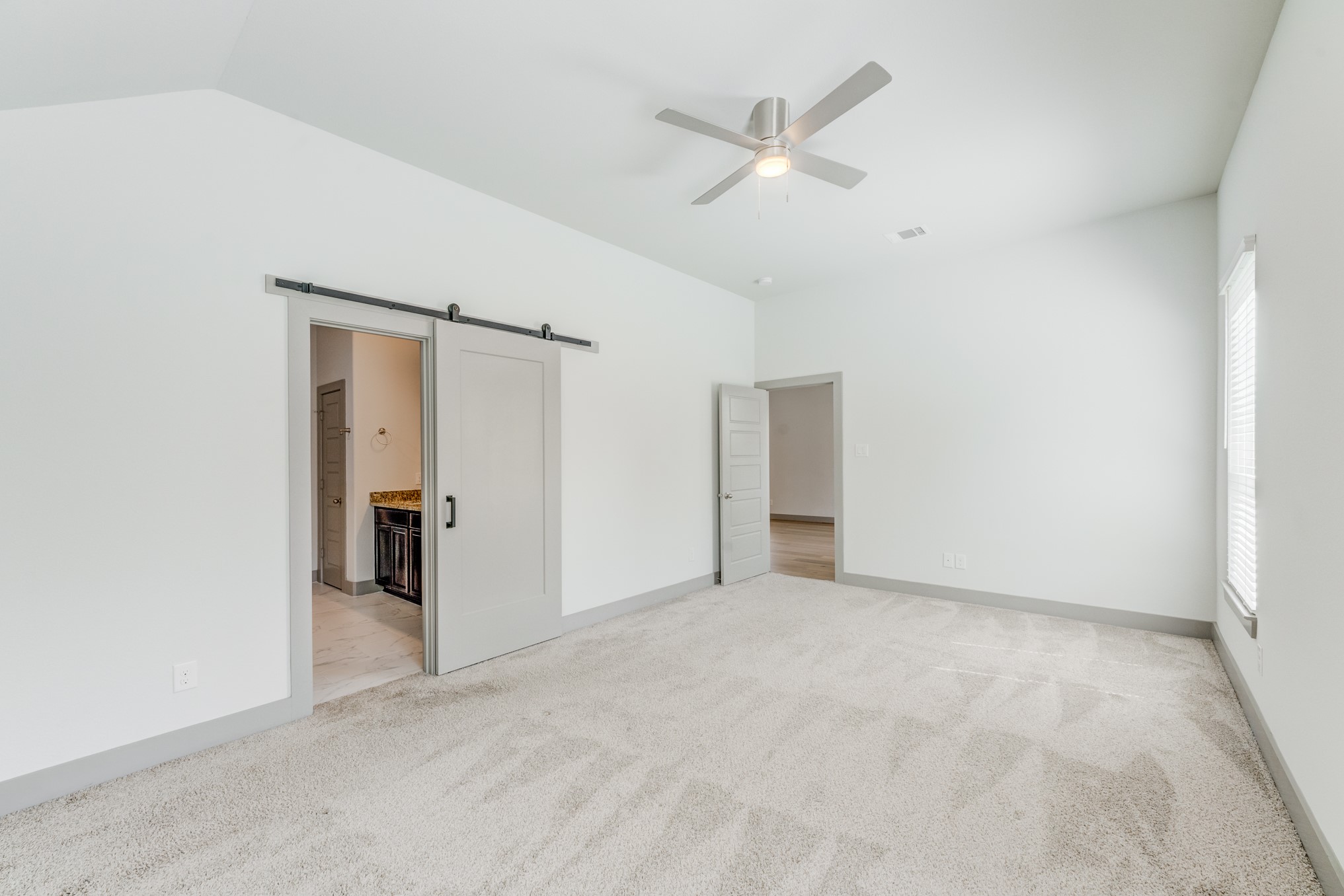 11913 Mockingbird Lane Montgomery, TX 77356 - Photo 19 of 19 a view of an empty room