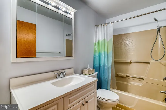 $399,900 | 18305 Fox Mountain Lane, Culpeper, VA 22701