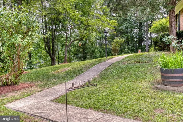 $399,900 | 18305 Fox Mountain Lane, Culpeper, VA 22701