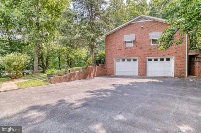 $399,900 | 18305 Fox Mountain Lane, Culpeper, VA 22701