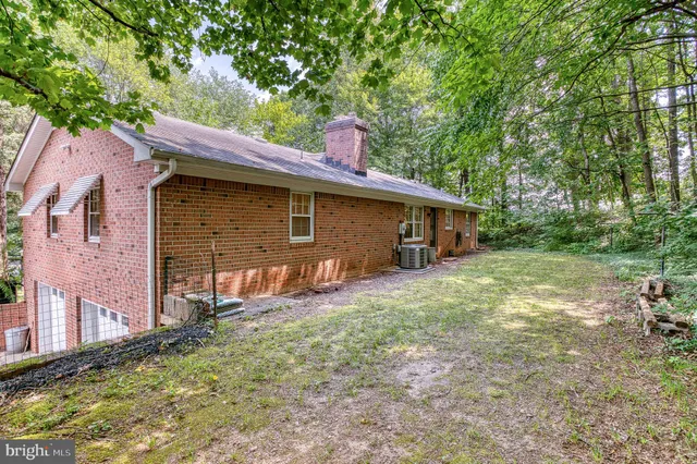 $399,900 | 18305 Fox Mountain Lane, Culpeper, VA 22701