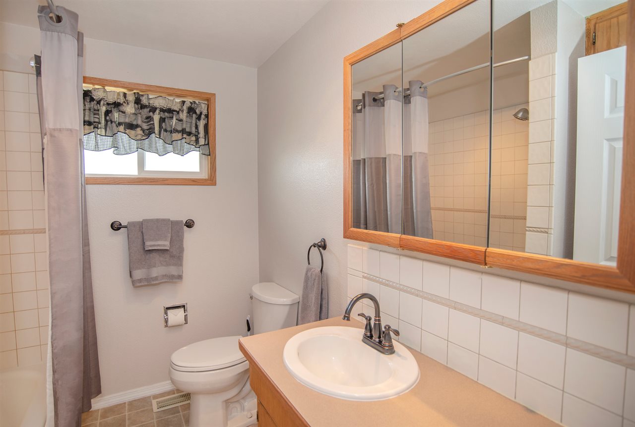 18104 North Michael Road Colbert, WA 99005 - Photo 9 of 20