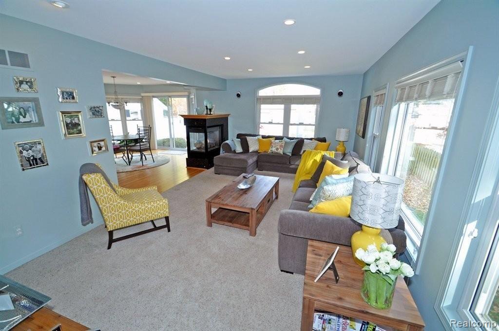 850 Lincoln Road Grosse Pointe, MI 48230 - Photo 8 of 41 6 (Copy).jpg