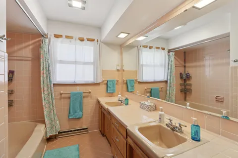 $374,900 | 2109 20th Avenue, Monroe, WI 53566
