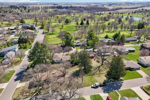 $374,900 | 2109 20th Avenue, Monroe, WI 53566