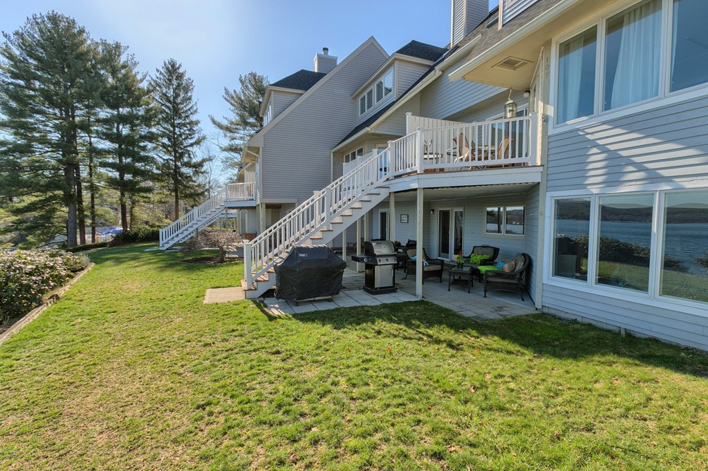 107 Beacon Park Road, Unit 107 Webster, MA 01570 - Photo 3 of 30 Gallery Image 3