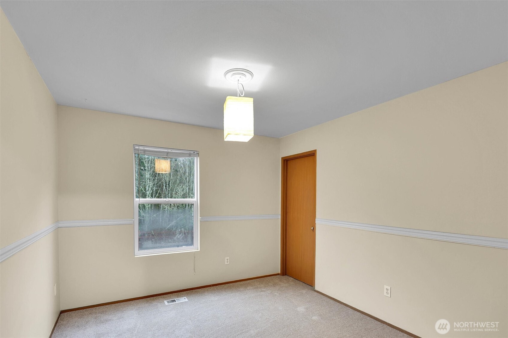 831 Southwest 364th Place Federal Way, WA 98023 - Photo 19 of 40
