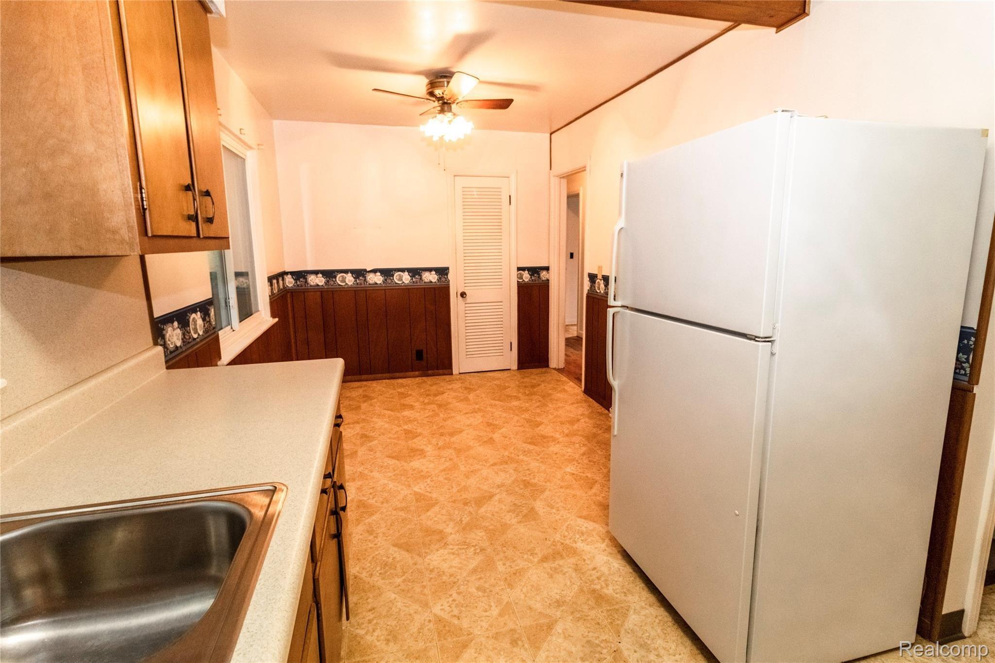1759 Millville Road Lapeer, MI 48446 - Photo 5 of 23 Kitchen to Dining.jpg