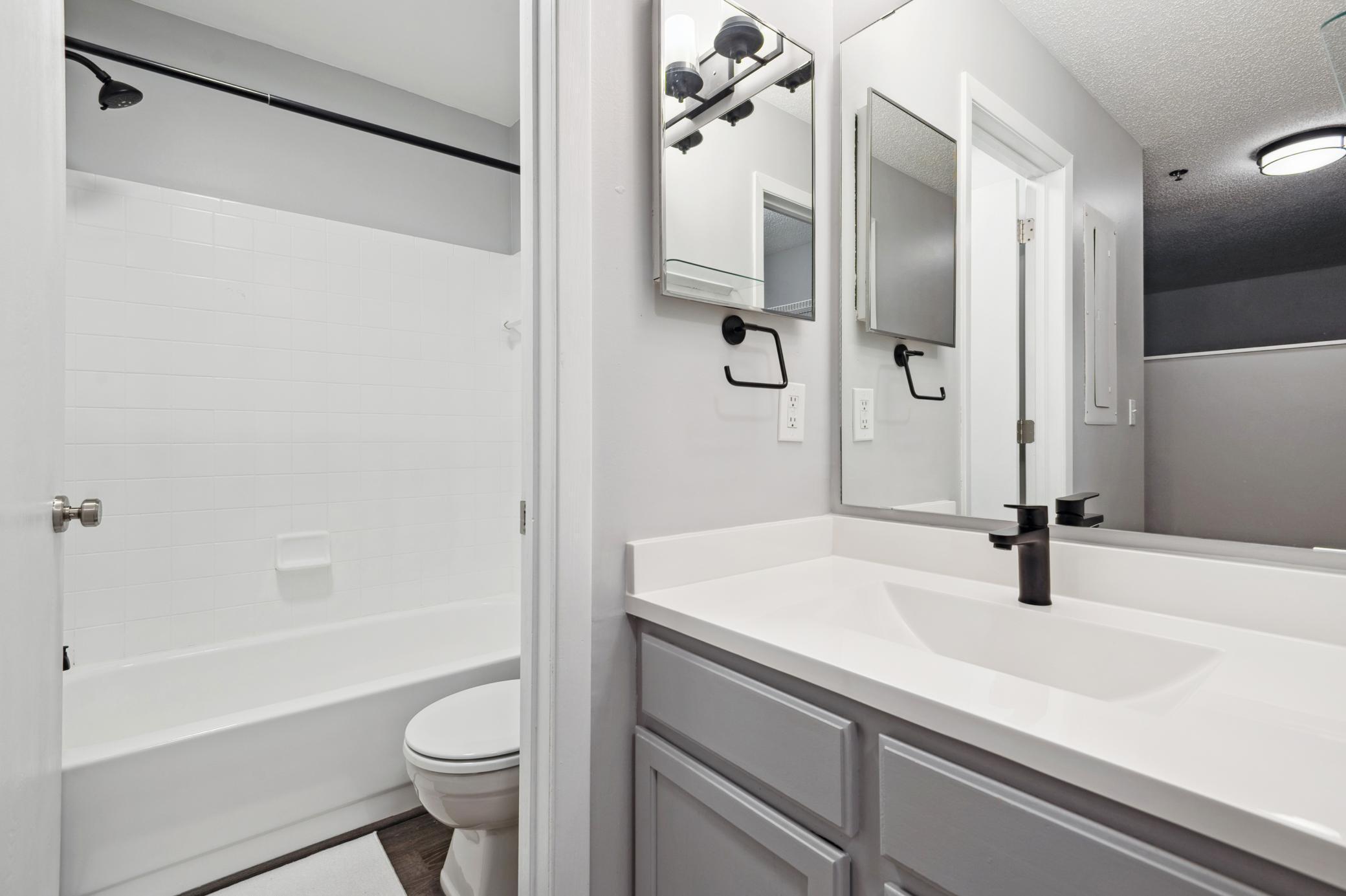 2170 Ridge Drive, Unit 14 St. Louis Park, MN 55416 - Photo 13 of 26 Gallery Image 13