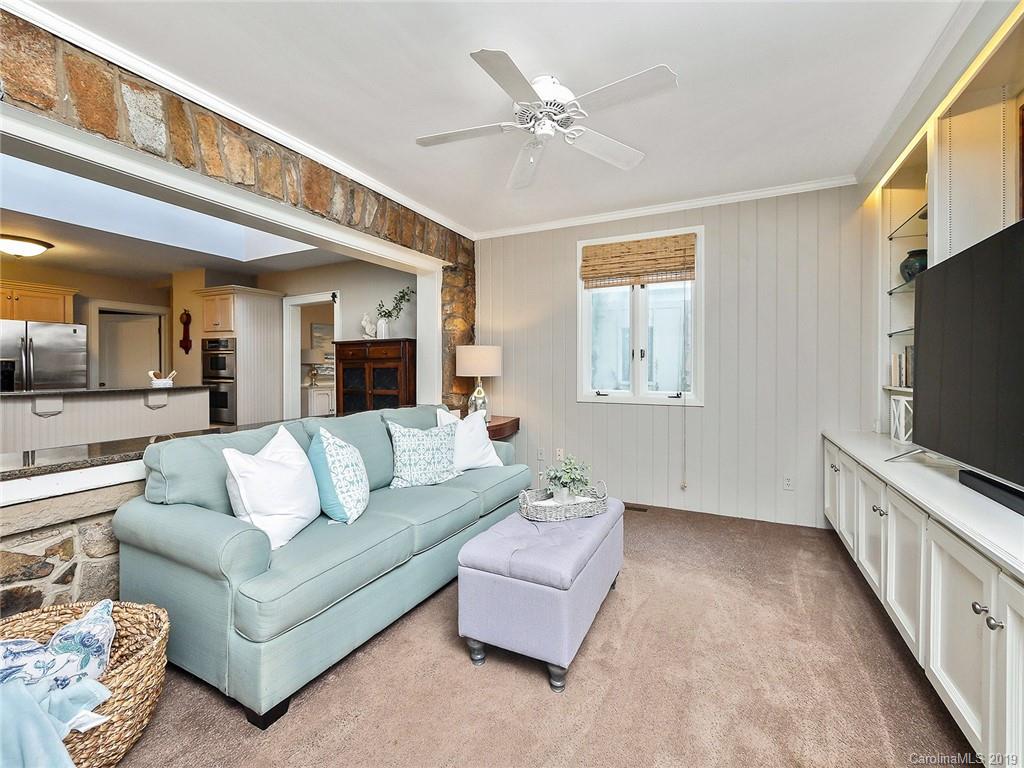 2425 Sharon Road Charlotte, NC 28211 - Photo 12 of 27