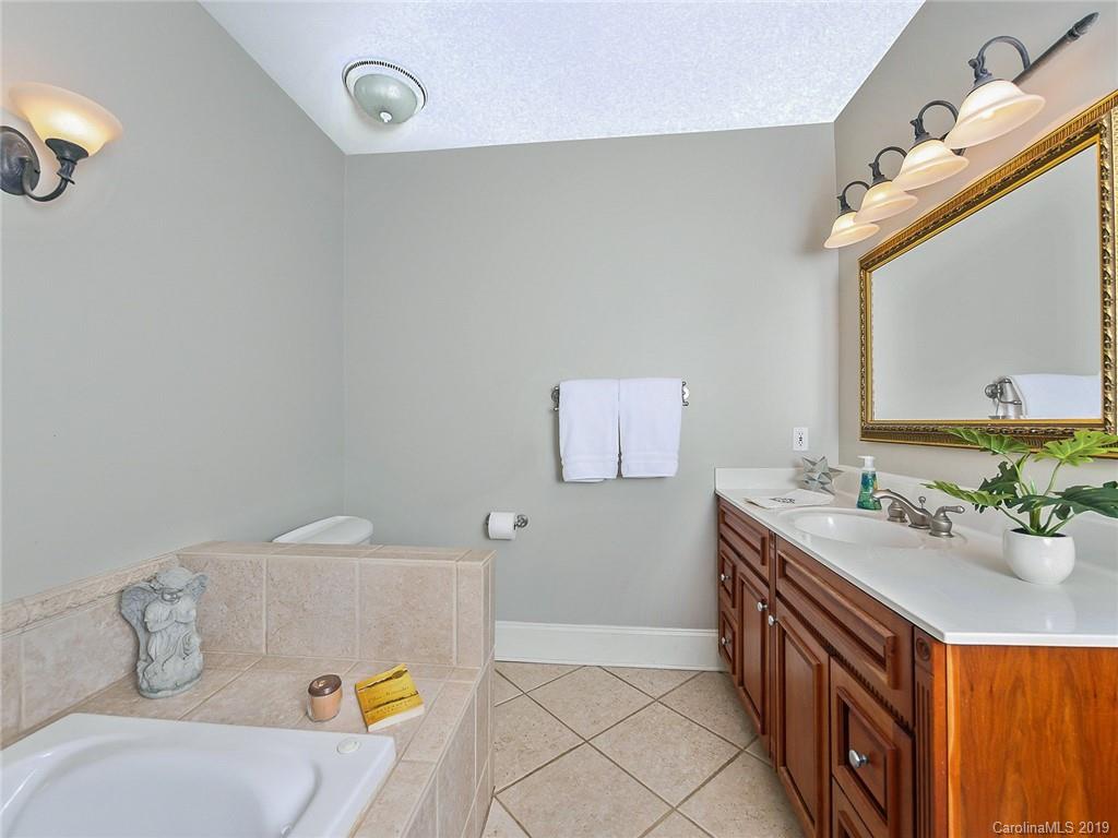 2425 Sharon Road Charlotte, NC 28211 - Photo 16 of 27