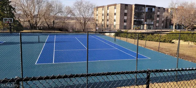 $225,000 | 1077 Sibley Memorial Highway, Unit 506, St. Paul, MN 55118