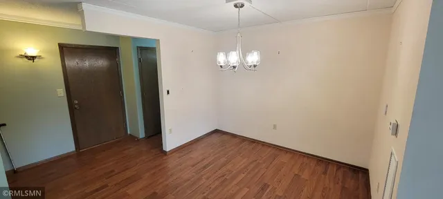 $225,000 | 1077 Sibley Memorial Highway, Unit 506, St. Paul, MN 55118