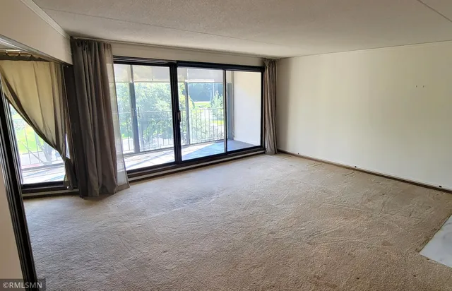 $225,000 | 1077 Sibley Memorial Highway, Unit 506, St. Paul, MN 55118