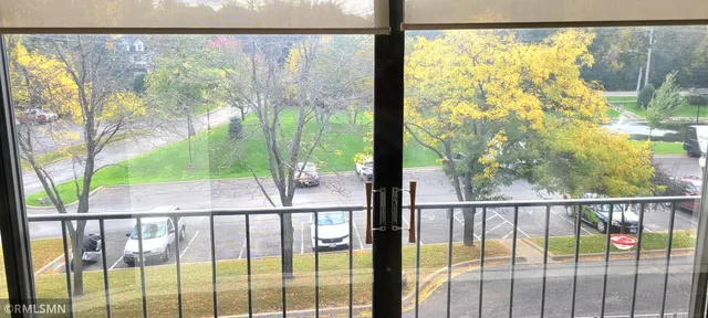 $225,000 | 1077 Sibley Memorial Highway, Unit 506, St. Paul, MN 55118