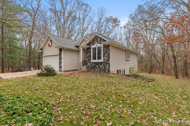 $399,900 | 4078 Wildwood Drive, Allegan, MI 49010