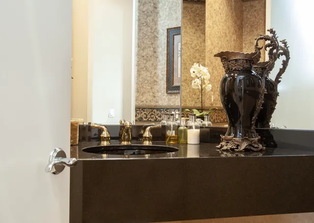 a view of a entryway of the house