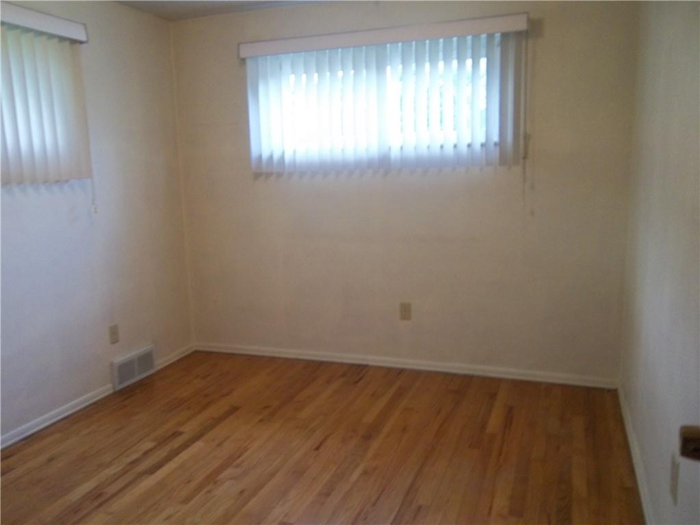6 Riviera Road Pittsburgh, PA 15239 - Photo 12 of 22 Gallery Image 12