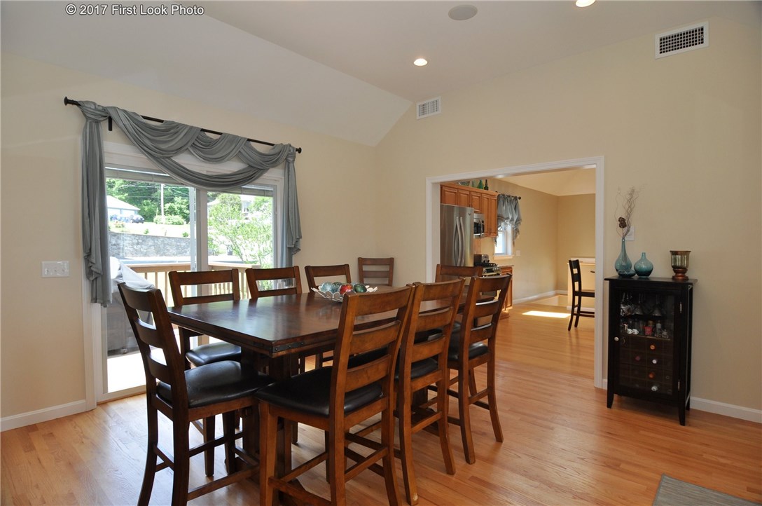 205 Curry Road Cranston, RI 02920 - Photo 15 of 36