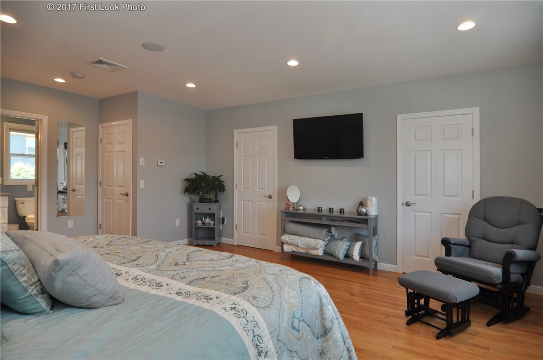 205 Curry Road Cranston, RI 02920 - Photo 19 of 36