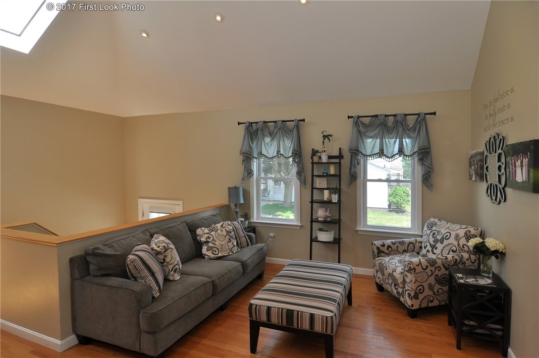 205 Curry Road Cranston, RI 02920 - Photo 2 of 36