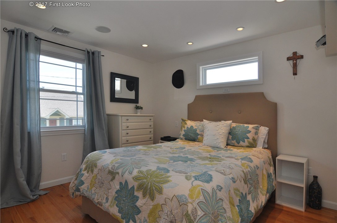 205 Curry Road Cranston, RI 02920 - Photo 26 of 36