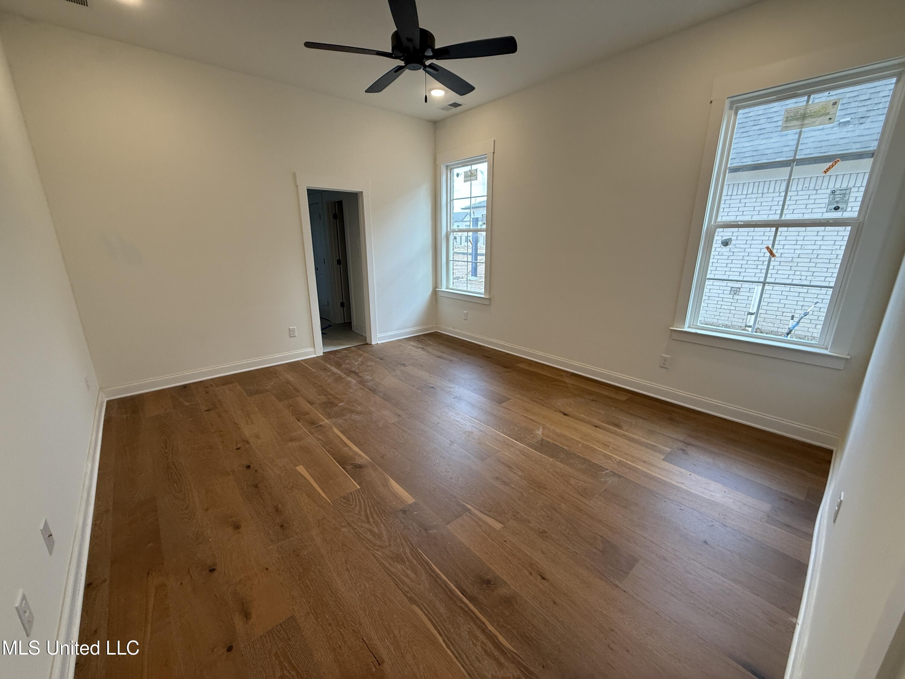 767 Coahoma Court Nesbit, MS 38651 - Photo 13 of 37 Primary