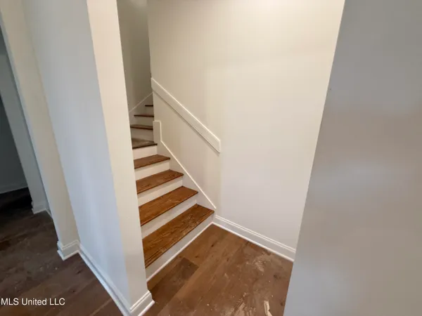 $346,900 | 767 Coahoma Court, Nesbit, MS 38651