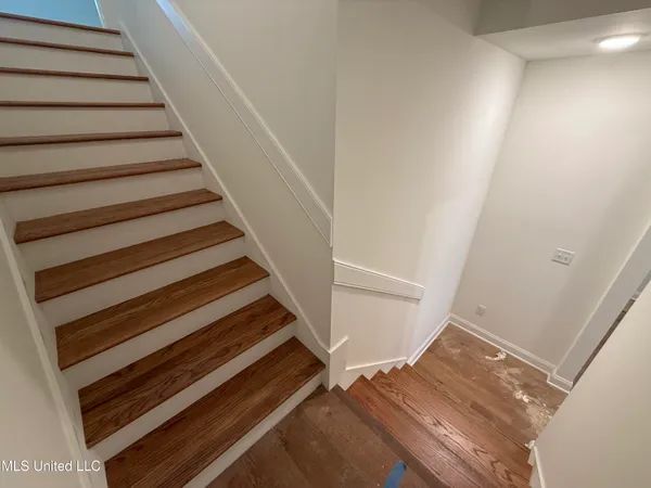 $346,900 | 767 Coahoma Court, Nesbit, MS 38651