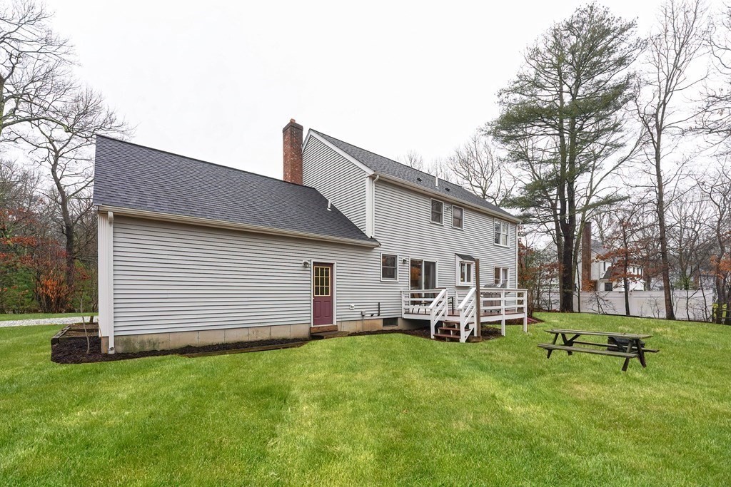 13 Liberty Road Medway, MA 02053 - Photo 5 of 42 Gallery Image 5