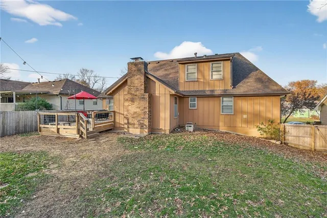 $284,900 | 18701 East 27th Terrace South, Independence, MO 64057