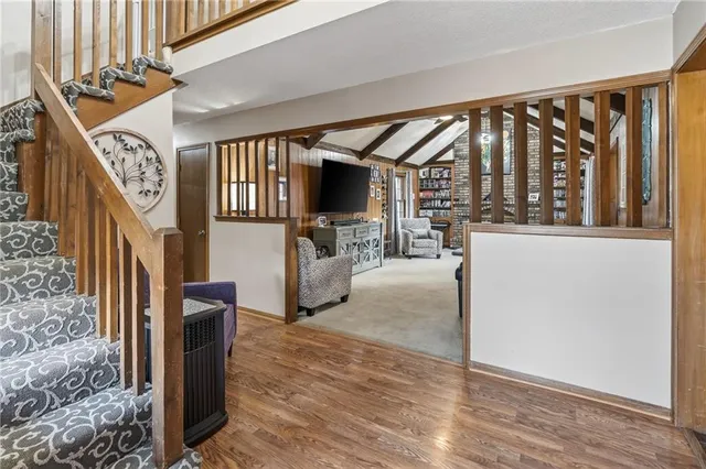 $284,900 | 18701 East 27th Terrace South, Independence, MO 64057