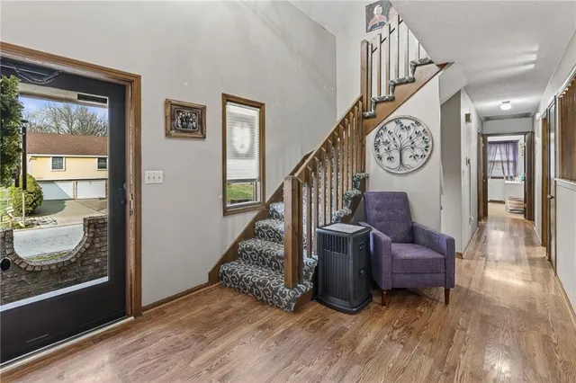 $284,900 | 18701 East 27th Terrace South, Independence, MO 64057