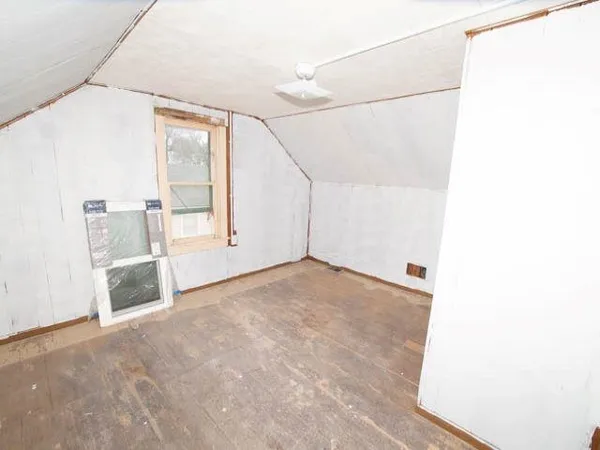 $29,000 | 307 North Washington Street, Hillsboro, KS 67063