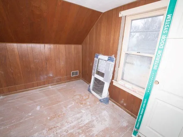 $29,000 | 307 North Washington Street, Hillsboro, KS 67063