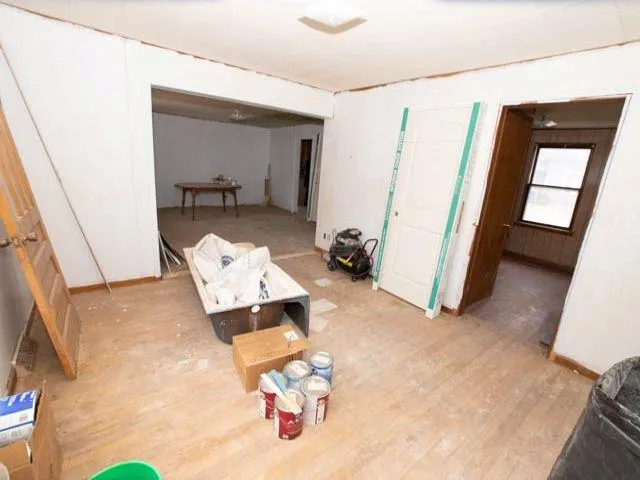 $29,000 | 307 North Washington Street, Hillsboro, KS 67063