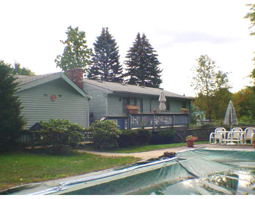 31 Anchorage Road Franklin, MA 02038 - Photo 2 of 8 Gallery Image 2
