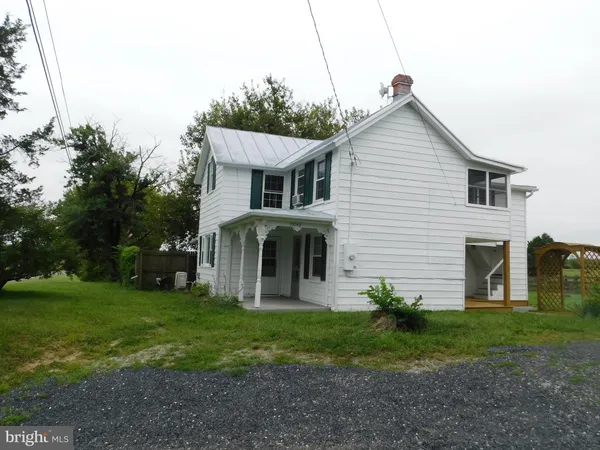 $2,100 | 13142 Lord Fairfax Highway, Boyce, VA 22620