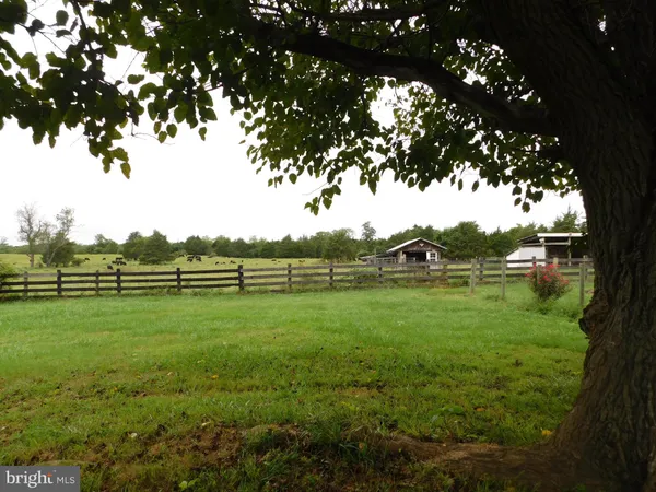 $2,100 | 13142 Lord Fairfax Highway, Boyce, VA 22620