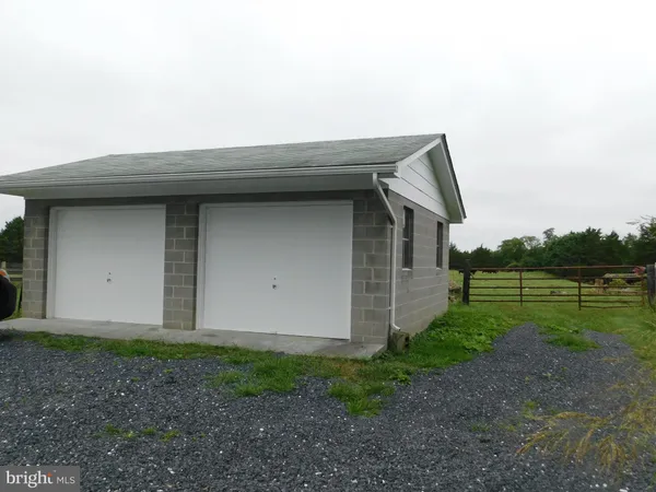 $2,100 | 13142 Lord Fairfax Highway, Boyce, VA 22620