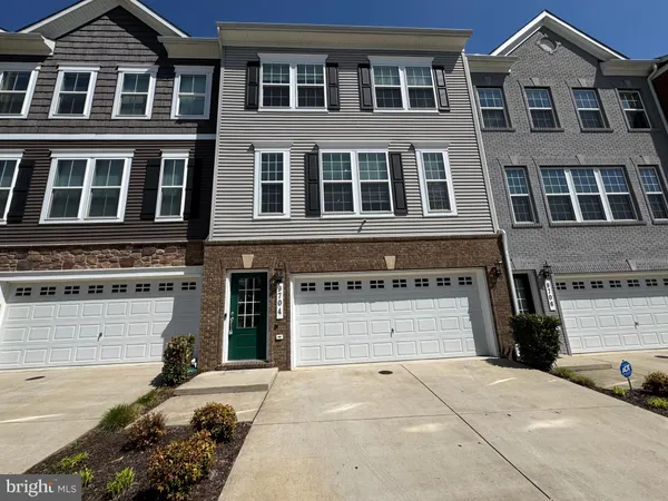 $3,495 | 9704 Glassy Creek Way, Upper Marlboro, MD 20772