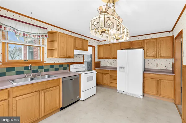 $369,900 | 106 Disney Avenue, Pasadena, MD 21122