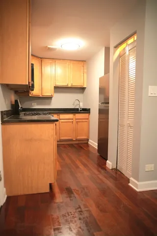 $179,000 | 1937 West Pratt Boulevard, Unit 2N, Chicago, IL 60626