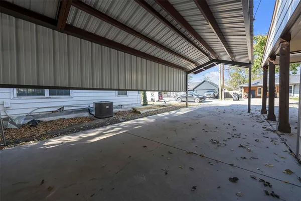 a view of a garage