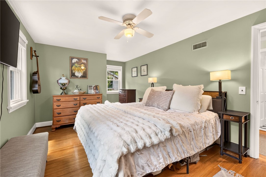 330 Colebourne Road Rochester, NY 14609 - Photo 24 of 37