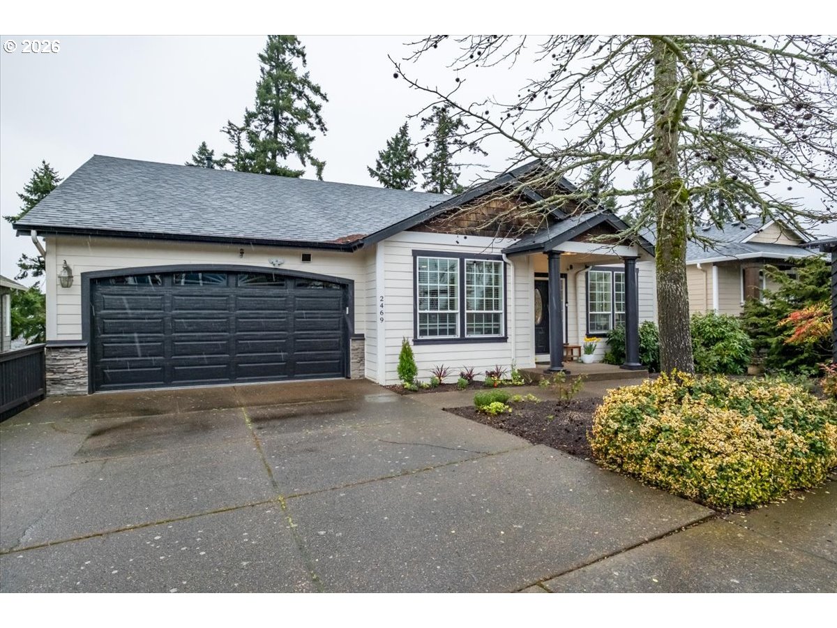 2469 Dalke Ridge Drive Northwest Salem, OR 97304 - Photo 12 of 42 a house view with a outdoor space