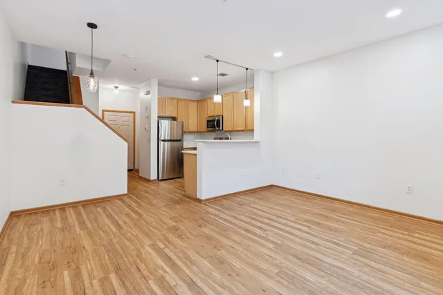 $280,000 | 545 North 1st Street, Unit 123, Minneapolis, MN 55401