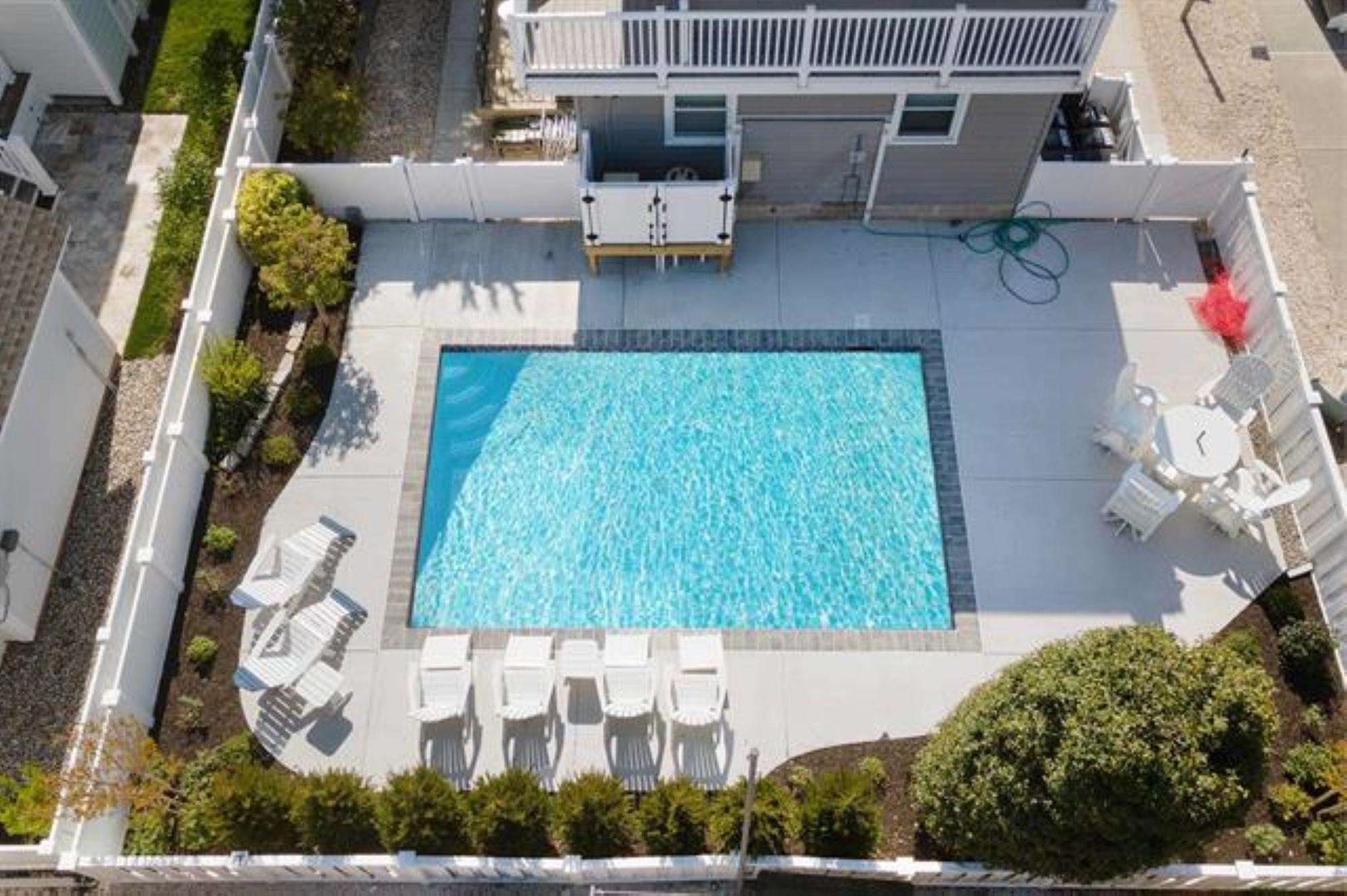 9903 2nd Stone Harbor, NJ 08247 - Photo 26 of 28 an aerial view of residential houses with outdoor space