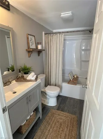 $1,600 | 406 Fisher Ferry Street, Thomasville, NC 27360