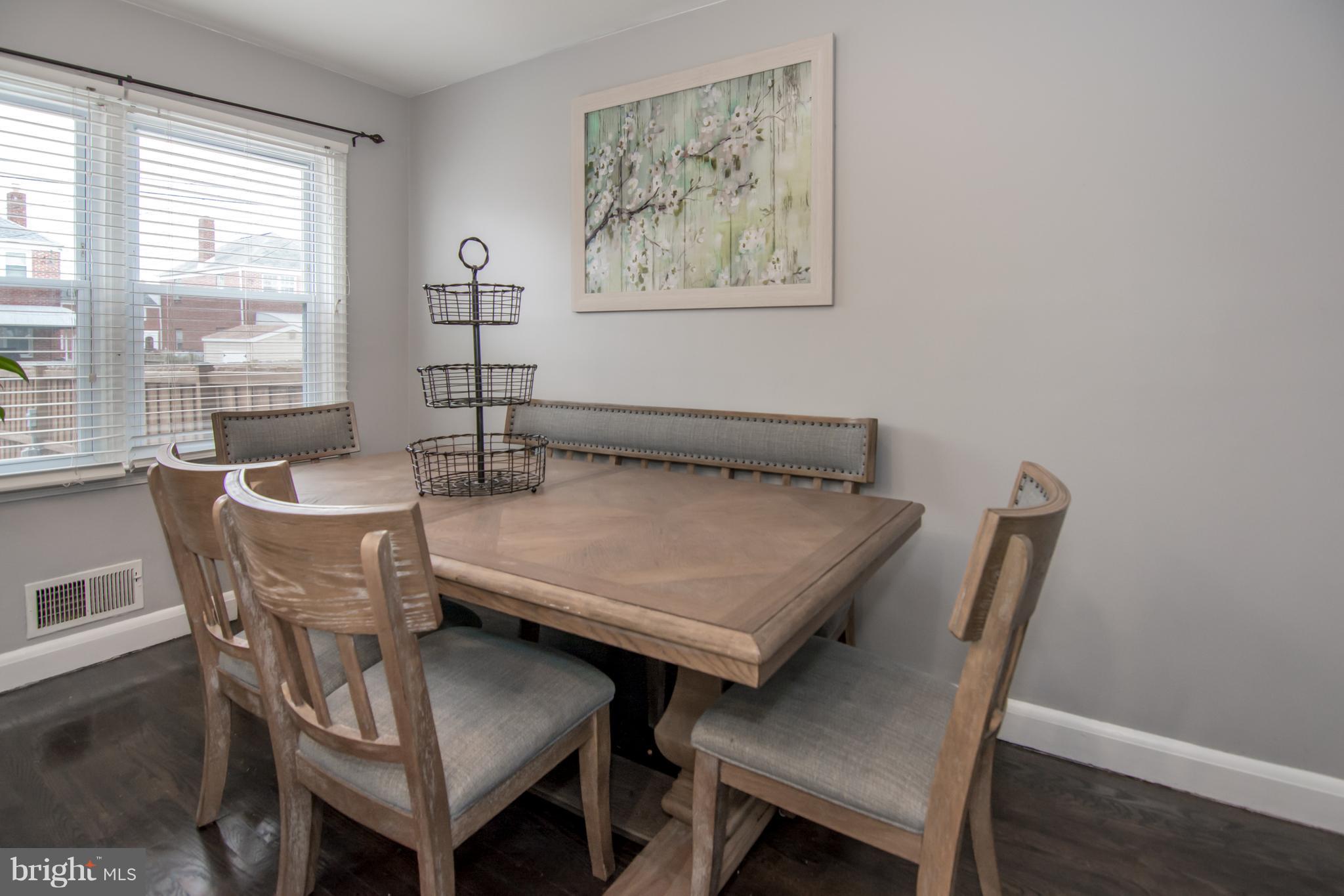 2158 Coralthorn Road Baltimore, MD 21220 - Photo 6 of 24 Dining Room